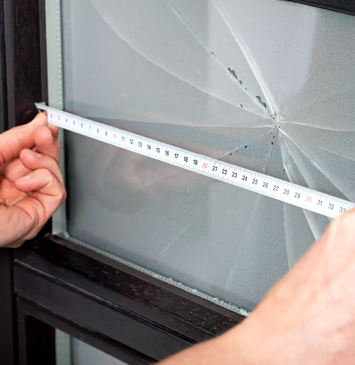 Storefront Glass Repair in Fountainebleau, FL