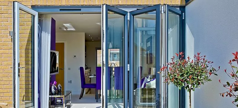 Bifold Door Repairs Near Me in Fountainebleau, FL