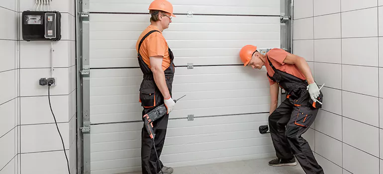 Secure Garage Door Repair in Fountainebleau, FL