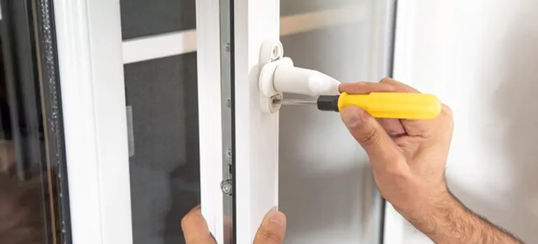 Casement Window Handle Replacement in Fountainebleau, FL