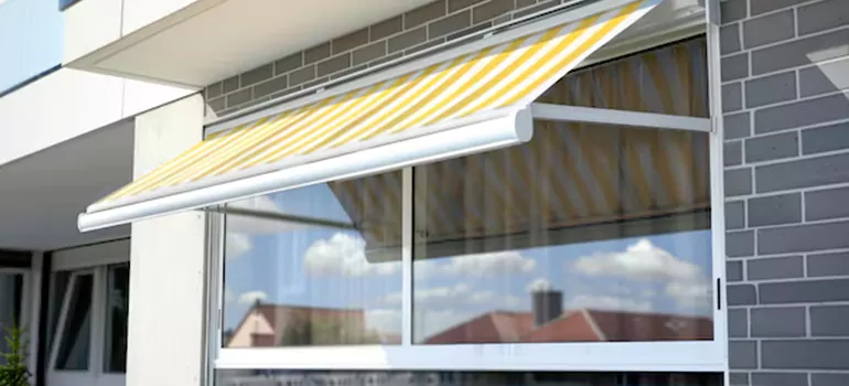 Awning Window Maintenance in Fountainebleau, FL