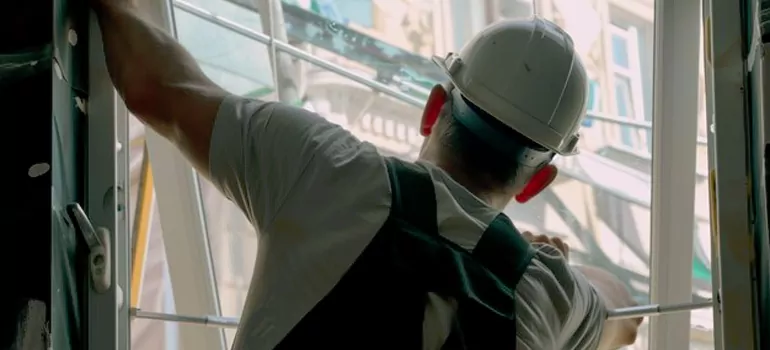 Install Exterior Storm Windows in Fountainebleau, FL