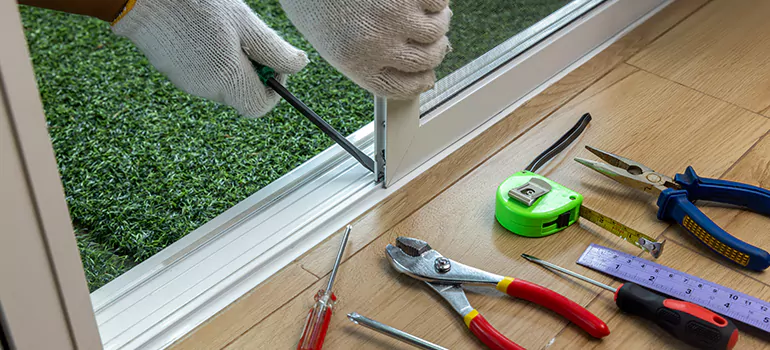Window Hinge Repair in Fountainebleau, FL