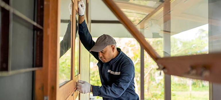 Double Hung Vinyl Window Sash Replacement in Fountainebleau, FL